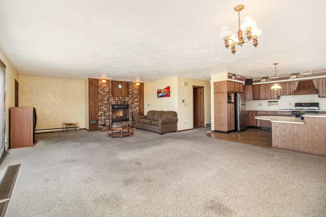 929 S Washington Avenue, Ludington, MI 49431