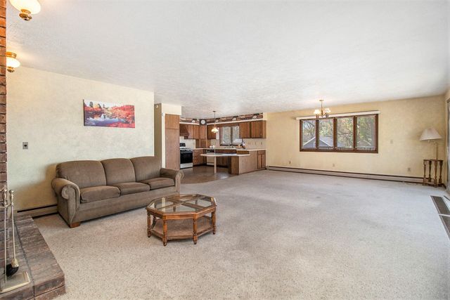 929 S Washington Avenue, Ludington, MI 49431