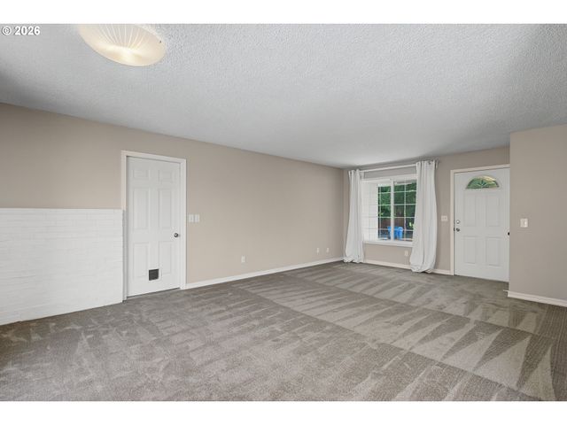 7916 Ne 63RD St, Vancouver, WA 98662