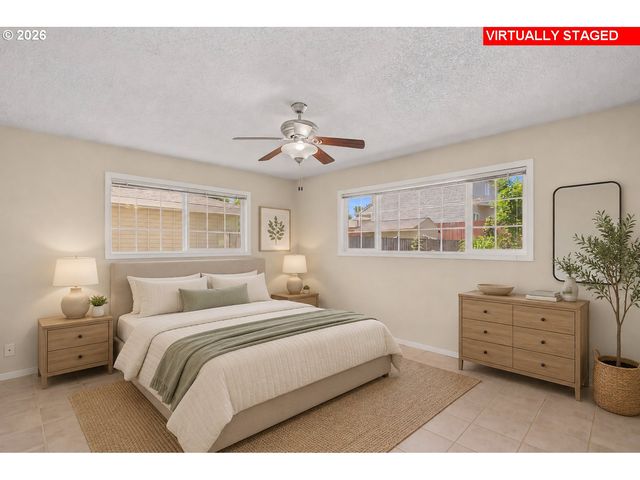 7916 Ne 63RD St, Vancouver, WA 98662