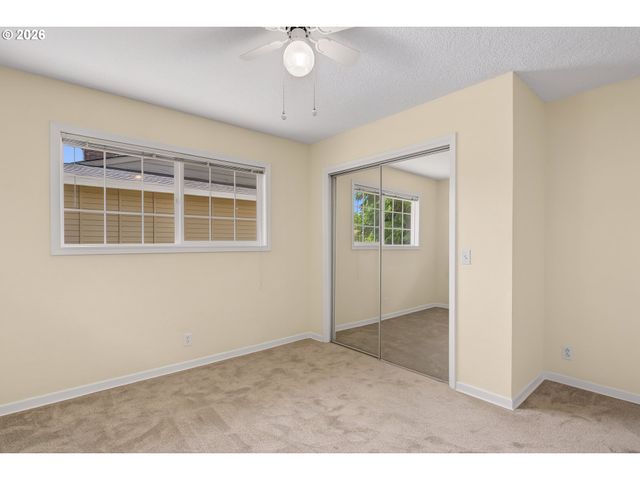 7916 Ne 63RD St, Vancouver, WA 98662