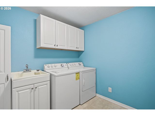 7916 Ne 63RD St, Vancouver, WA 98662