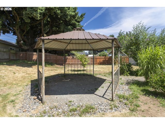 7916 Ne 63RD St, Vancouver, WA 98662