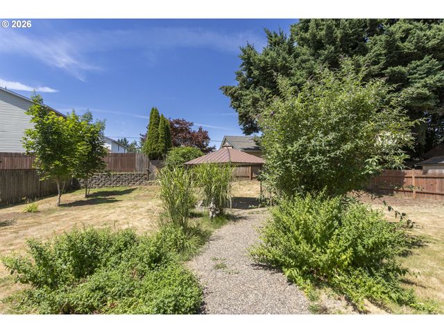 7916 Ne 63RD St, Vancouver, WA 98662