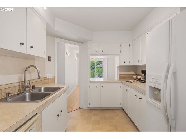 7916 Ne 63RD St, Vancouver, WA 98662