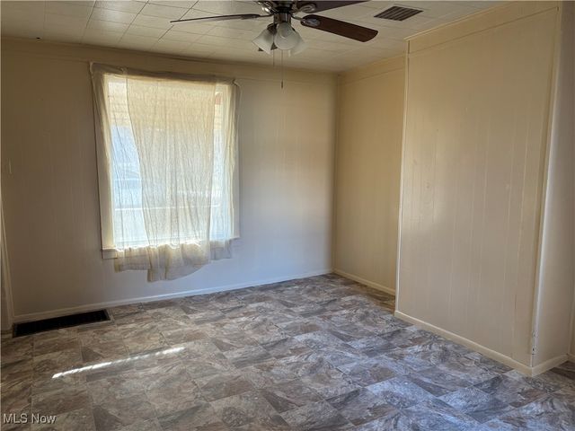 1013 Saint George, East Liverpool, OH 43920