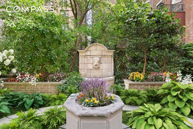 313 W 102nd Street, New York City, NY 10025