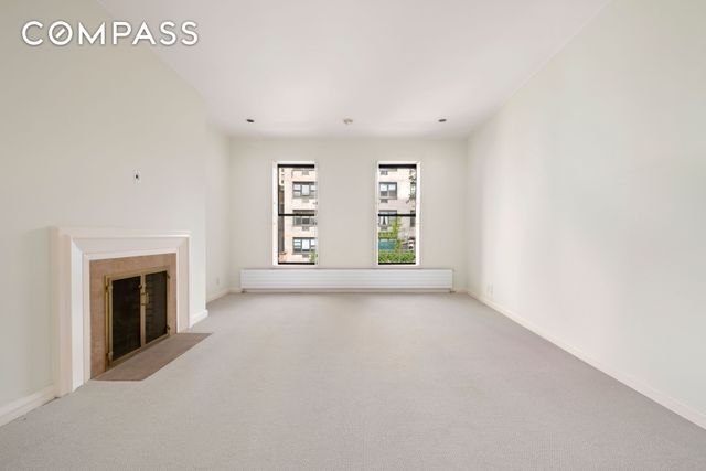 313 W 102nd Street, New York City, NY 10025