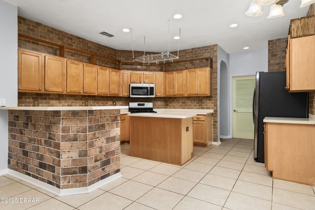 8231 SW 79th Court, Ocala, FL 34476
