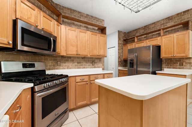 8231 SW 79th Court, Ocala, FL 34476