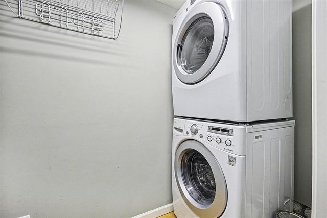 460 E Fulton Street 2, Grand Rapids, MI 49503