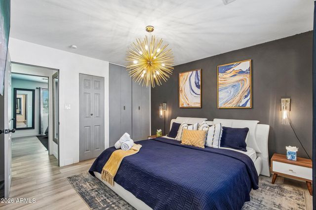 1530 W DUNLAP Avenue, Phoenix, AZ 85021