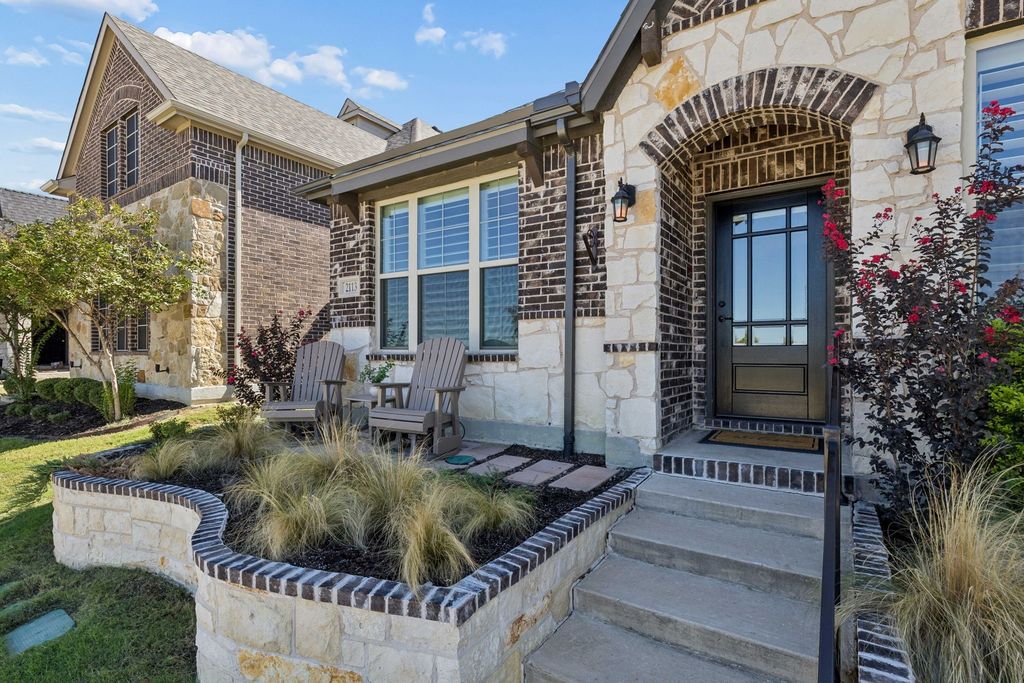 2113 Almassera Drive, Little Elm, TX 75068 — photo 3