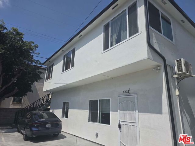 4233 Avocado Street, Los Angeles, CA 90027