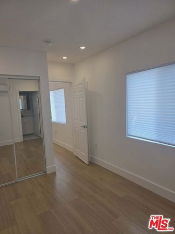 4233 Avocado Street, Los Angeles, CA 90027