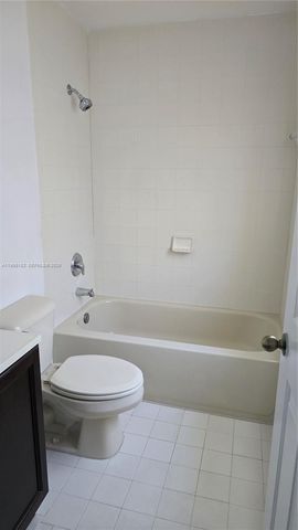 2755 SE 15th Rd 101, Homestead, FL 33035