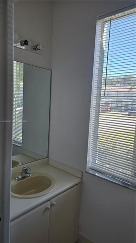 2755 SE 15th Rd 101, Homestead, FL 33035