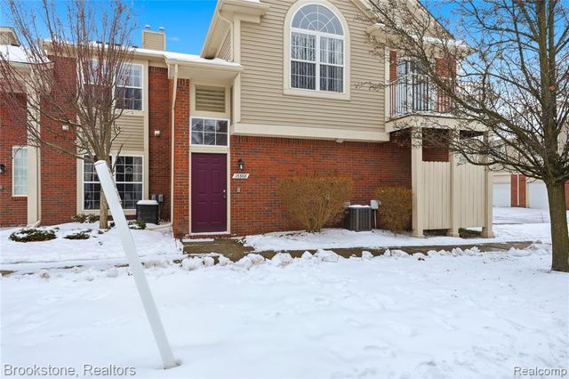 15308 Yale Drive, Clinton Township, MI 48038