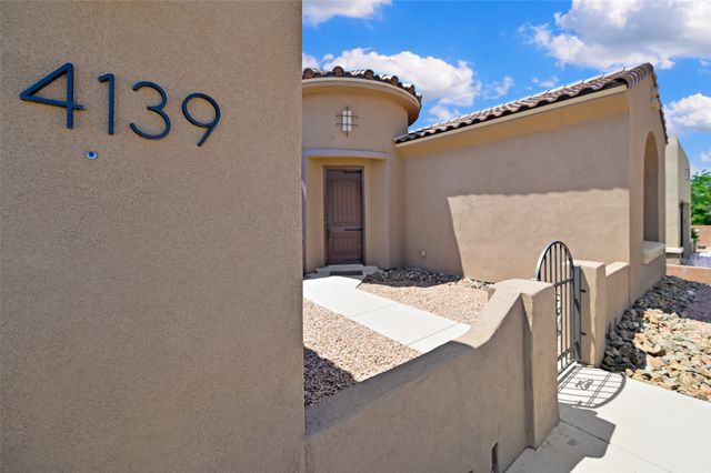 4139 Arboles Bonitos, Santa Fe, NM 87507