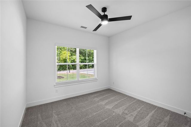 11 Thornaby Drive, Bella Vista, AR 72714