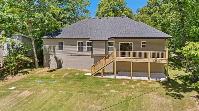 11 Thornaby Drive, Bella Vista, AR 72714