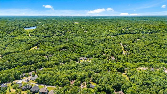 11 Thornaby Drive, Bella Vista, AR 72714