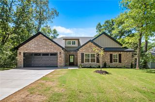 11 Thornaby Drive, Bella Vista, AR 72714