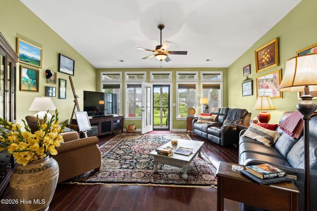 699 Bullrush Court NW, Calabash, NC 28467