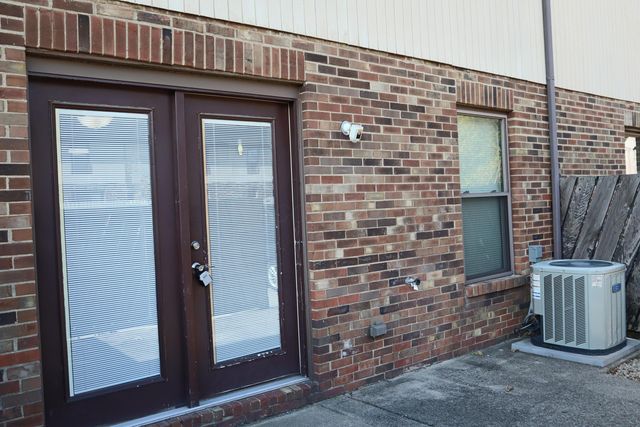 1590 Jacqueline Court, Columbus, OH 43232