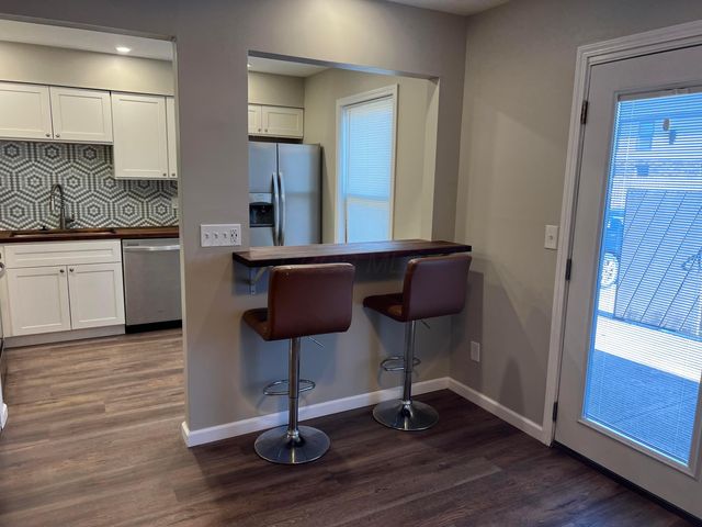 1590 Jacqueline Court, Columbus, OH 43232