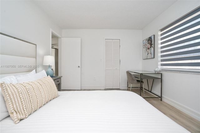 20075 SW 87th Pl, Cutler Bay, FL 33189