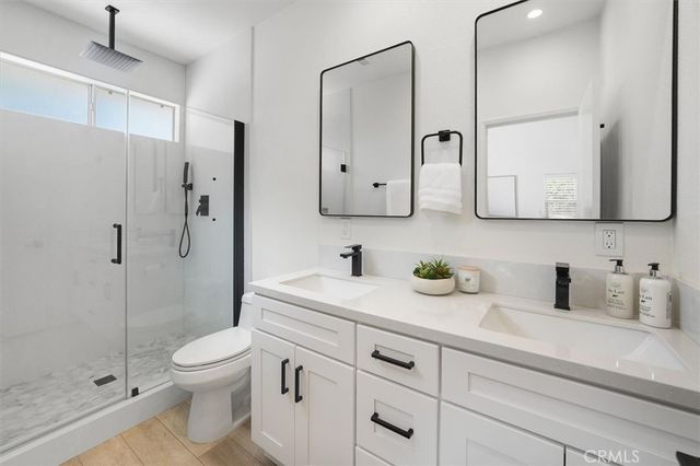 27142 Sanford, Valencia, CA 91354