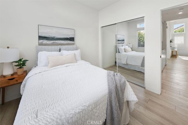 27142 Sanford, Valencia, CA 91354