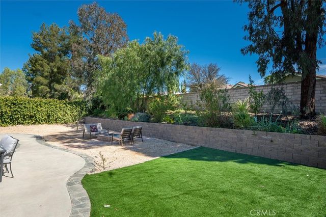 27142 Sanford, Valencia, CA 91354