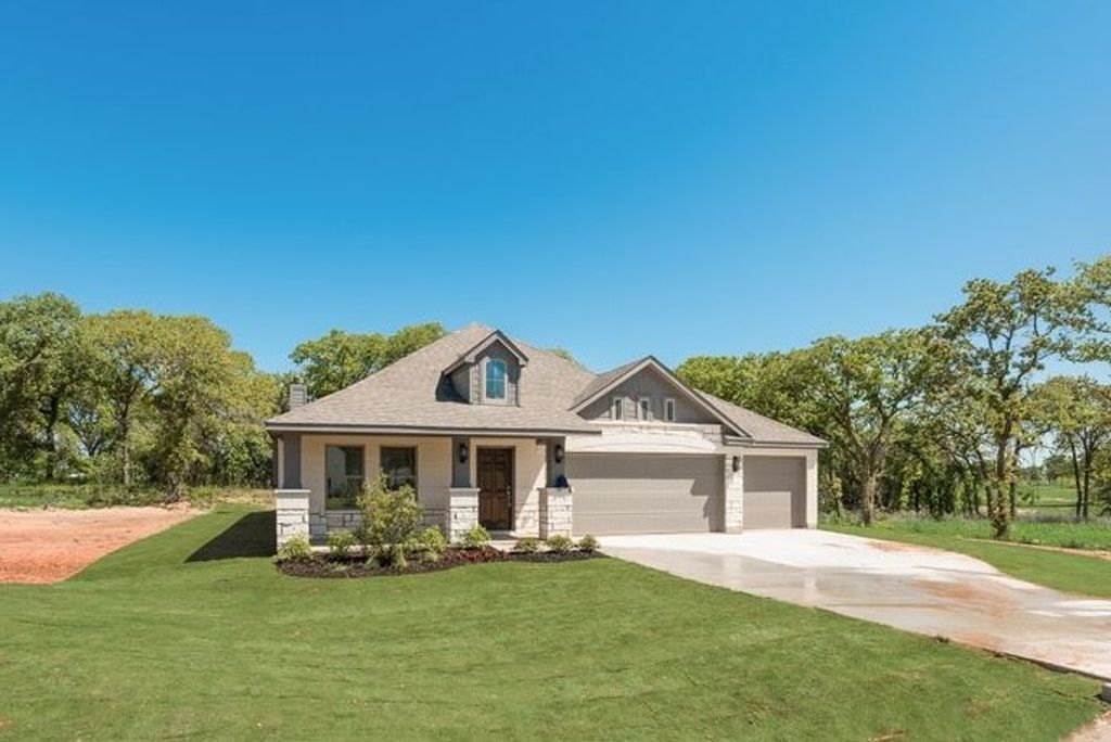 128 Loveta Lane, Boyd, TX 76023