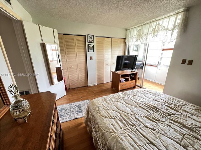 8851 Sunrise Lakes Boulevard 109, Sunrise, FL 33322