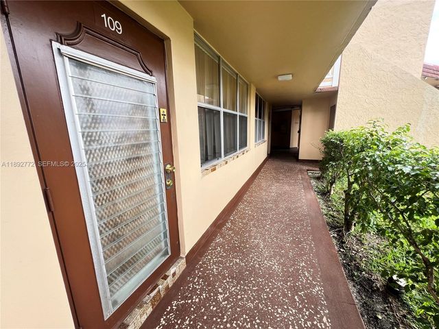 8851 Sunrise Lakes Boulevard 109, Sunrise, FL 33322