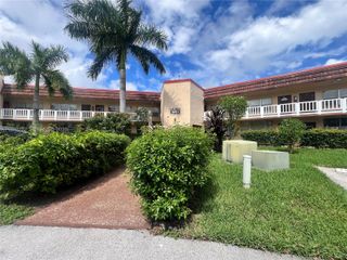 8851 Sunrise Lakes Boulevard 109, Sunrise, FL 33322