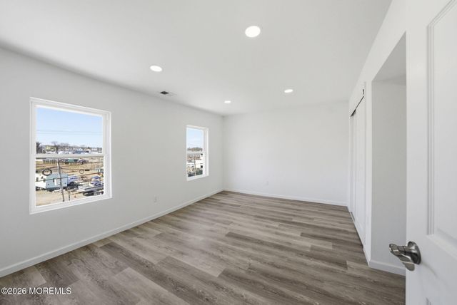 23 S Beers Street, Keyport, NJ 07735