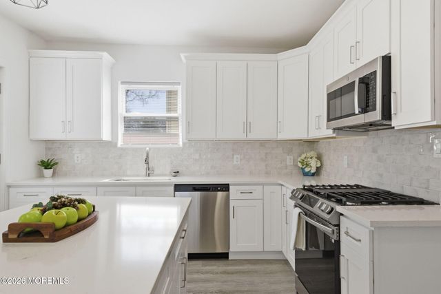 23 S Beers Street, Keyport, NJ 07735