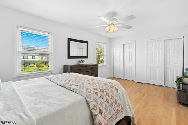 44 Tisbury Ct, Scotch Plains Twp., NJ 07076