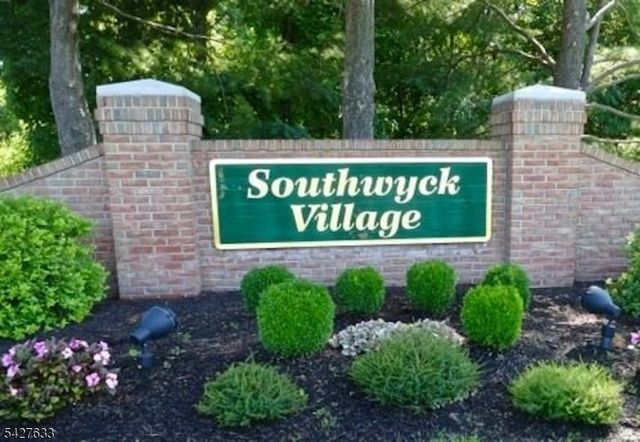 44 Tisbury Ct, Scotch Plains Twp., NJ 07076