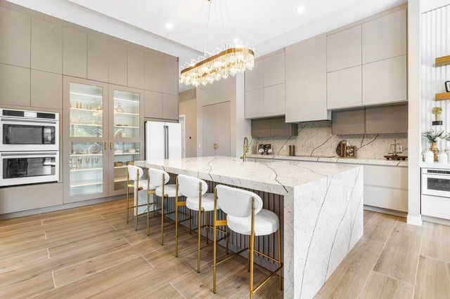 221 Milestone Way, West Palm Beach, FL 33415