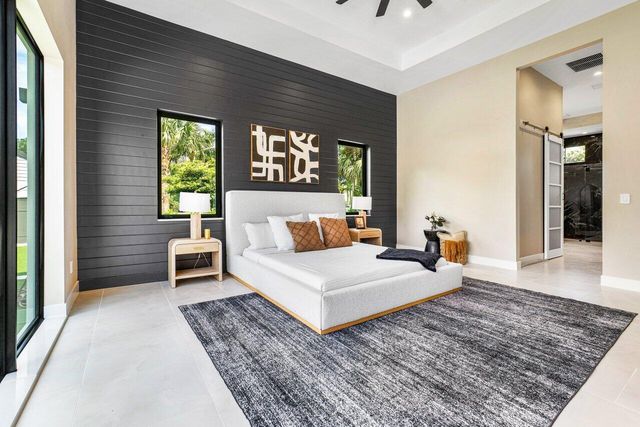 221 Milestone Way, West Palm Beach, FL 33415