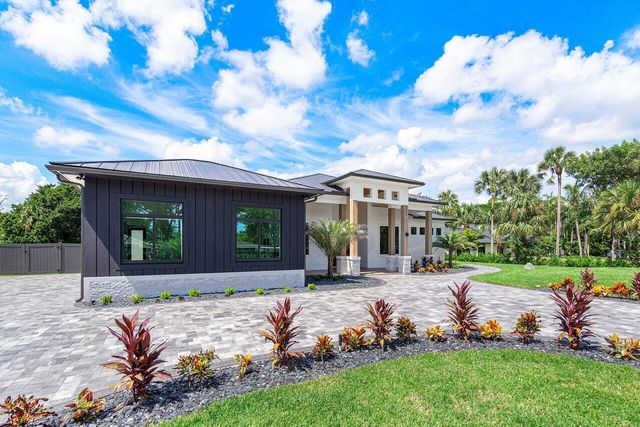 221 Milestone Way, West Palm Beach, FL 33415