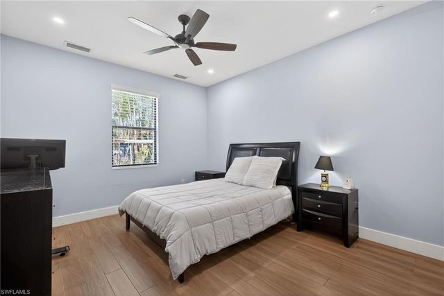 5577 Lancewood WAY, Naples, FL 34116