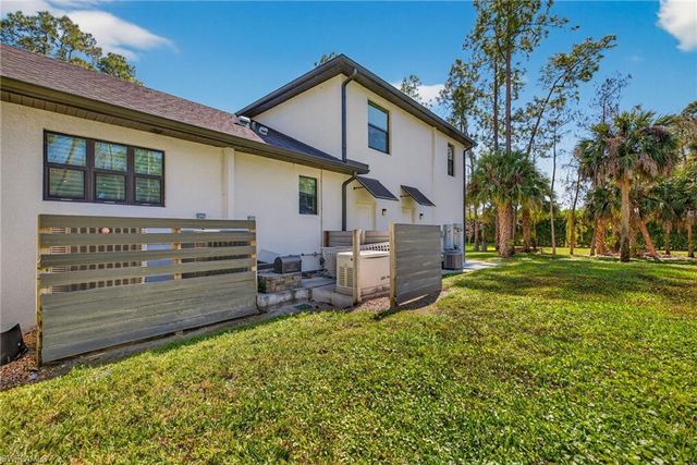 5577 Lancewood WAY, Naples, FL 34116