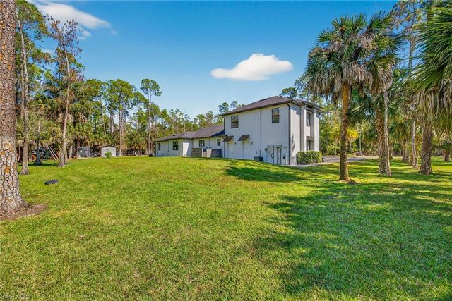 5577 Lancewood WAY, Naples, FL 34116