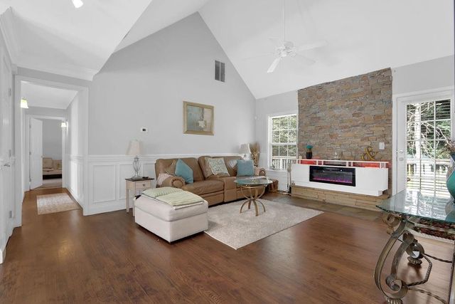 3140 Willow Park Drive, Dacula, GA 30019