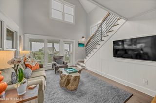7 Isle Of Skye Crescent, Southport, NC 28461